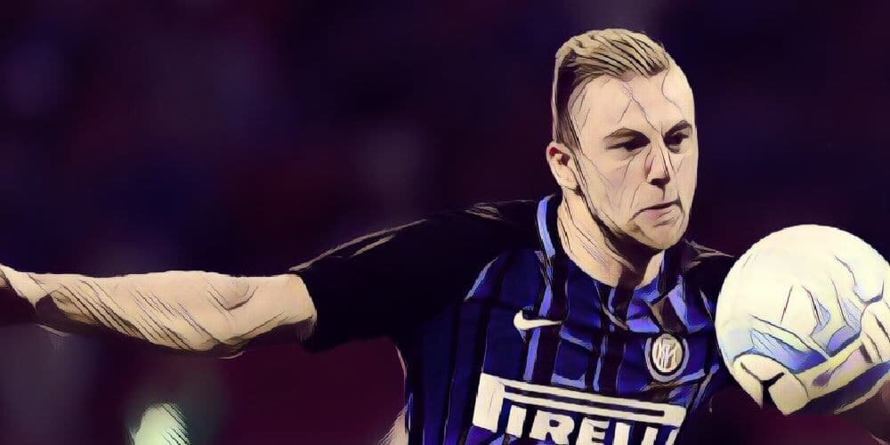 Man Utd and Man City linked with £57m bid for Serie A defender