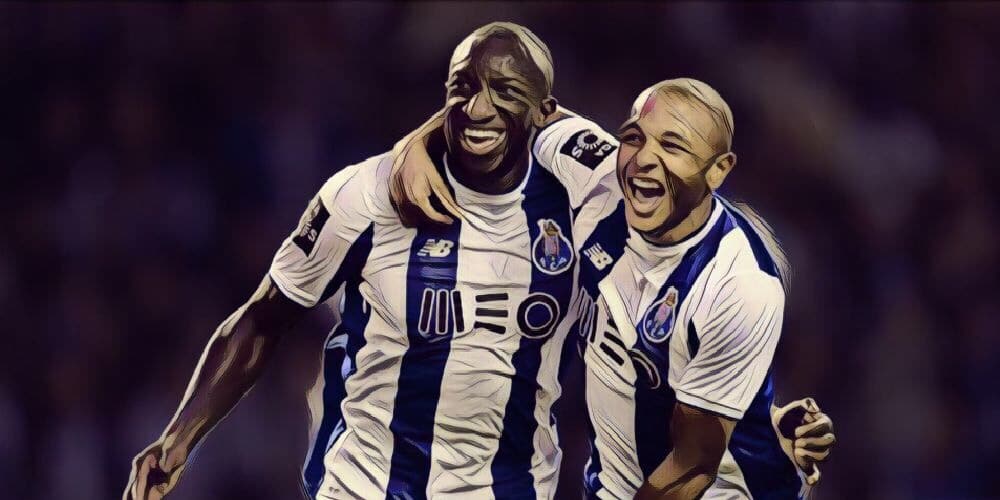 West Ham in talks to sign four more players