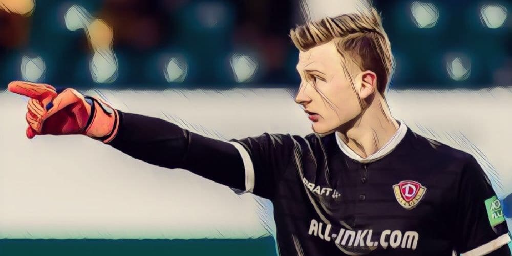 Arsenal close to signing new goalkeeper as Cech replacement