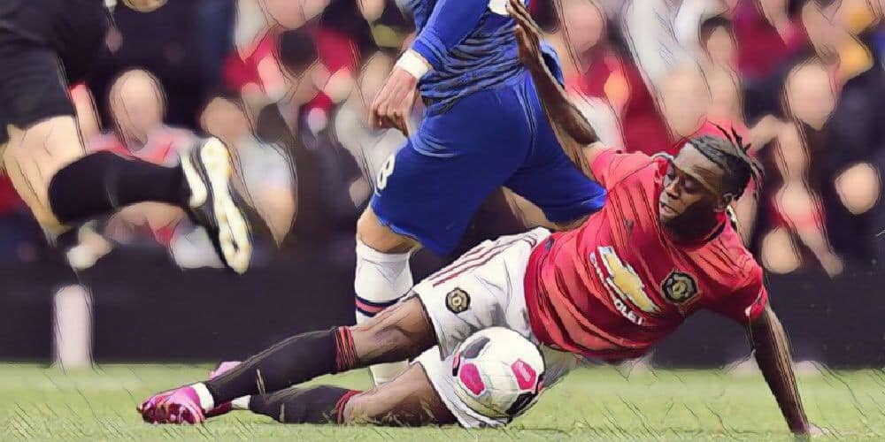 Aaron Wan Bissaka tackles Ross Barkley on his Manchester United debut