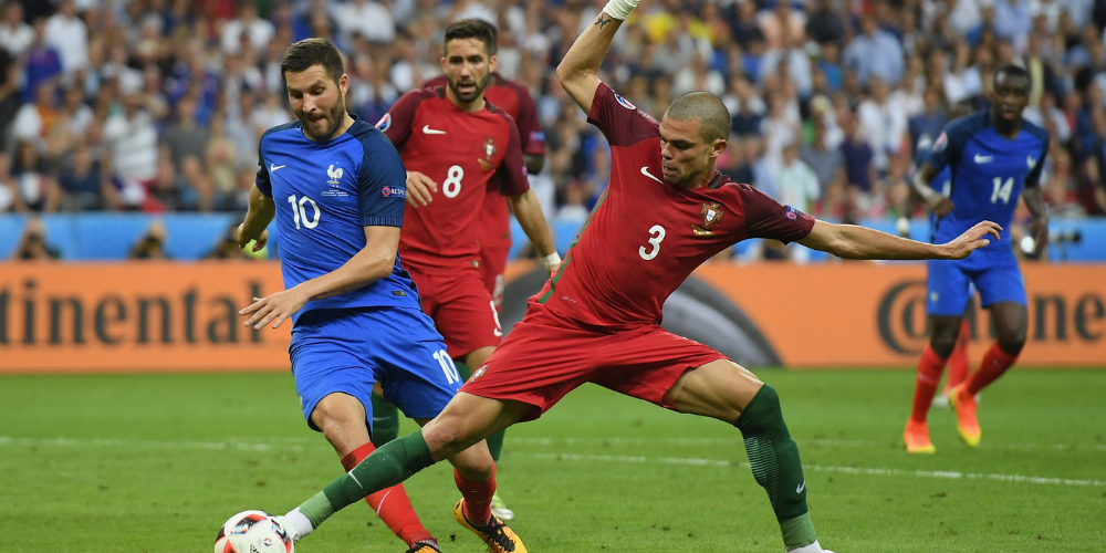 Pepe's defensive masterclass against France in the Euro 2016 final