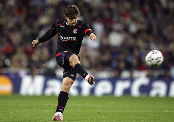 Juninho Pernambucano, free-kick master