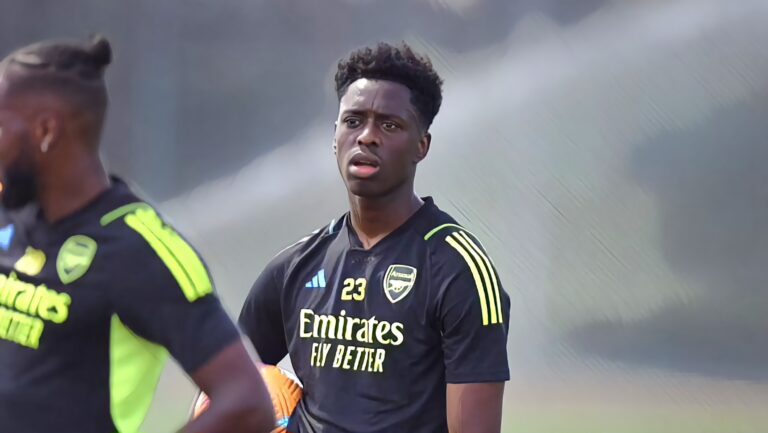 Arsenal midfielder Sambi Lokonga in training