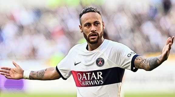 Neymar playing for PSG