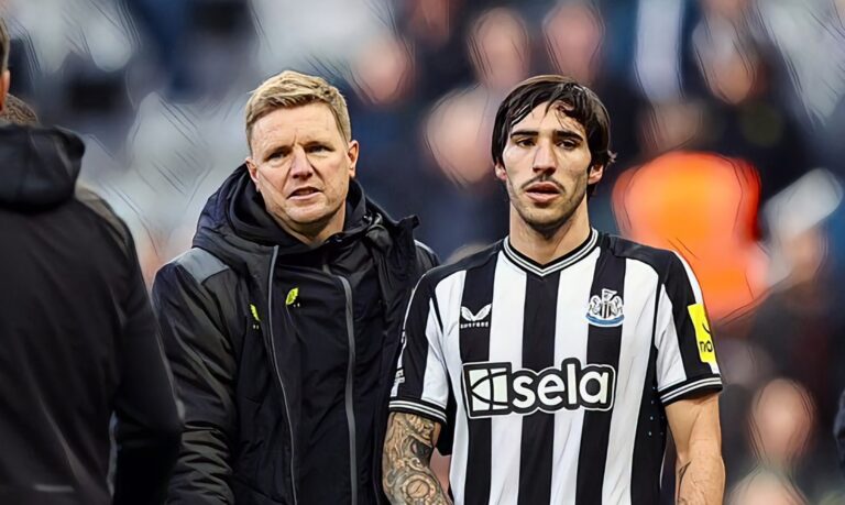 Newcastle United manager Eddie Howe hugs Sandro Tonali after the Premier League match between Newcastle United and Crystal Palace at St. James Park on October 21, 2023