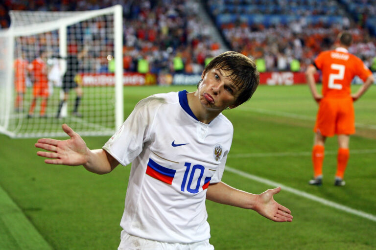 Iconic Performances: Monstrous Arshavin leaves the Dutch reeling at Euro 2008