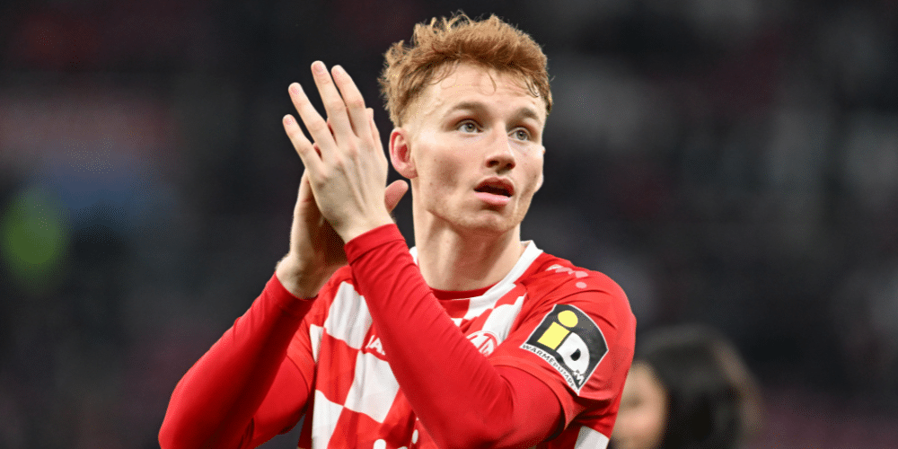 Liverpool have turned down an offer of €10m (£8.4m) from PSV Eindhoven for Sepp van den Berg.