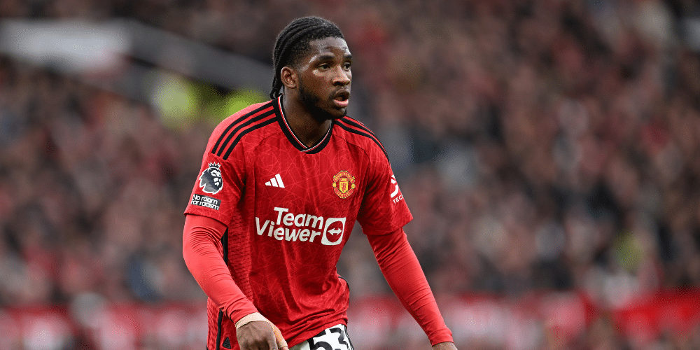 Manchester United defender Willy Kambwala is close to joining Villarreal in a permanent deal worth €10m.