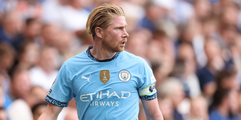 Man City midfielder Kevin De Bruyne playing in the Premier League.
