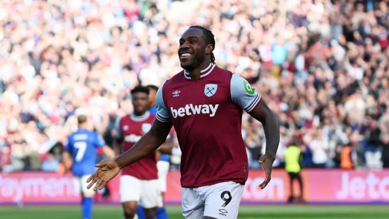 Michail Antonio of West Ham United celebrates scoring his team's first goal during the Premier League match between West Ham United FC and Ipswich Town FC at London Stadium on October 05, 2024 in London, England.
