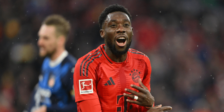 Liverpool and Man United dealt Davies blow as defender nears new deal