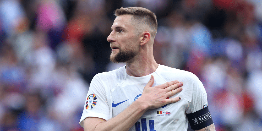 Tottenham and Aston Villa set to battle for PSG defender Skriniar