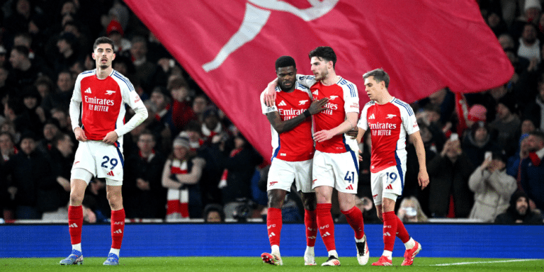 Carragher compares Arsenal 'all-rounder' to Roy Keane