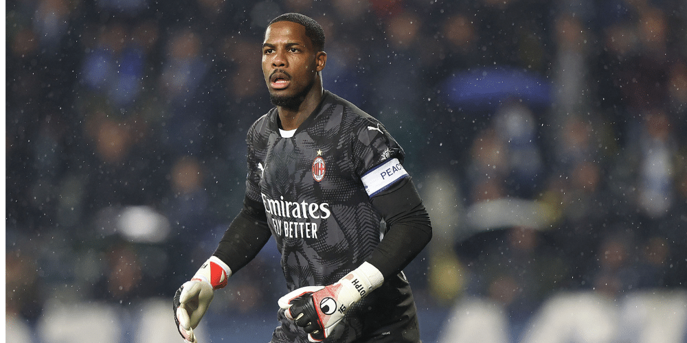 Mike Maignan is set to turn down interest from the Premier League in favour of signing a new deal at AC Milan until June 2028.