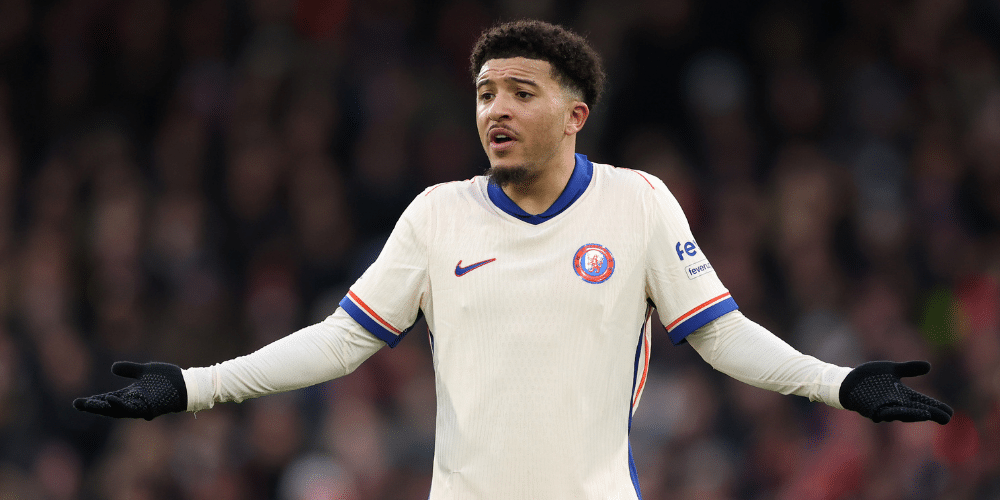Chelsea consider 'penalty fee' to avoid Sancho signing