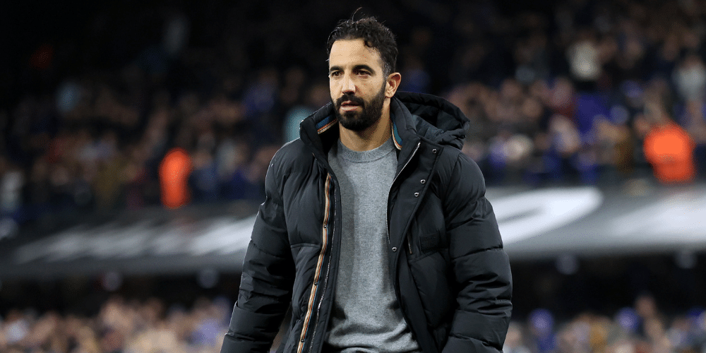Manchester United struggles 'not the manager's problem'