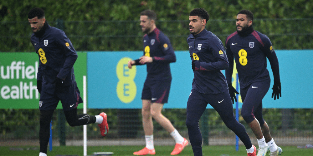 Morgan Gibbs-White included in England squad against Latvia