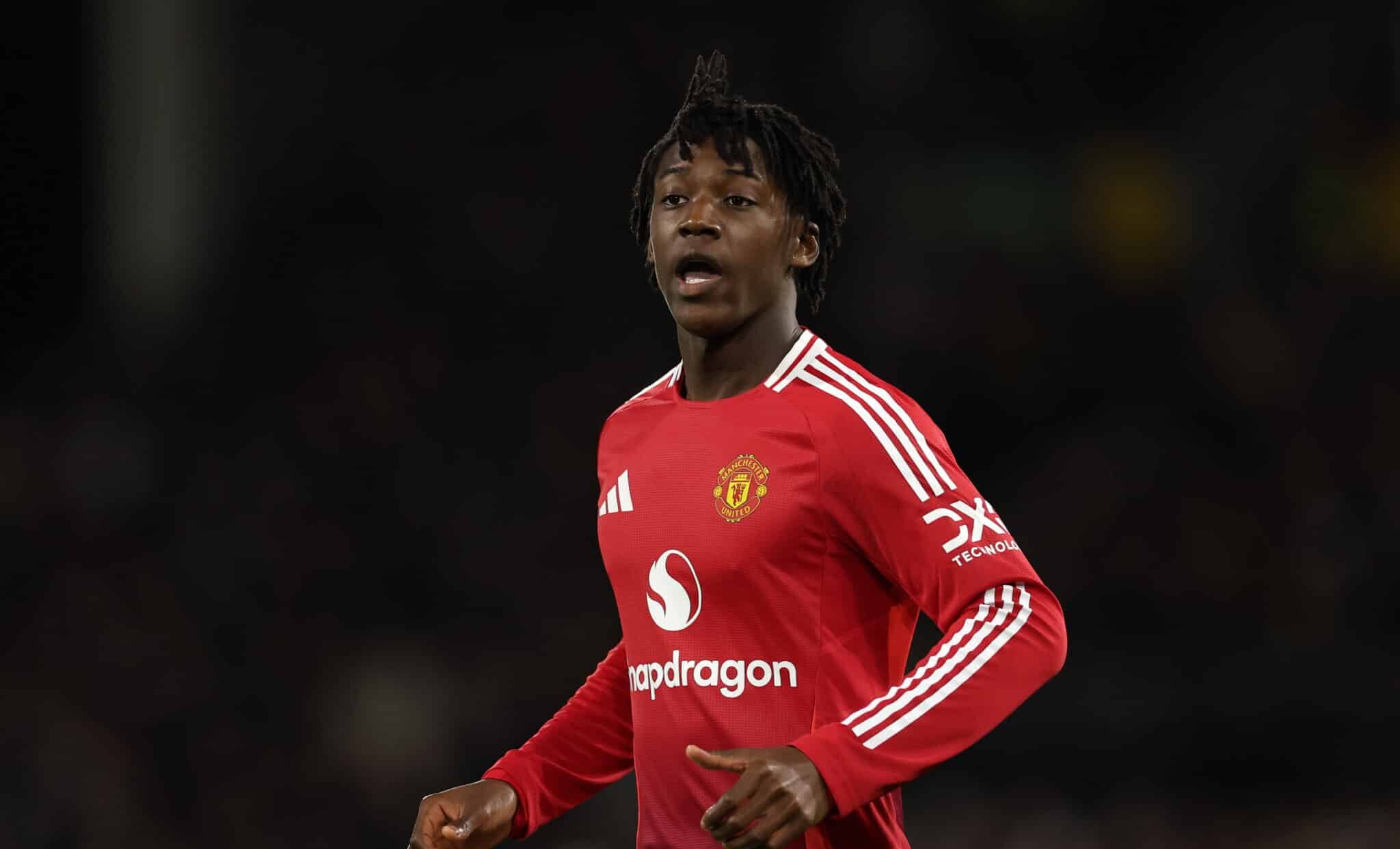 Kobbie Mainoo of Man Utd in action during the Premier League match between Fulham FC and Manchester United FC at Craven Cottage on January 26, 2025 in London, England.