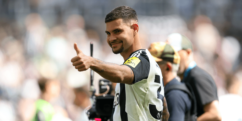 Al-Hilal are ready to break the Saudi Pro League's transfer record with a €140m (£118.6m) bid for Newcastle United midfielder Bruno Guimaraes.