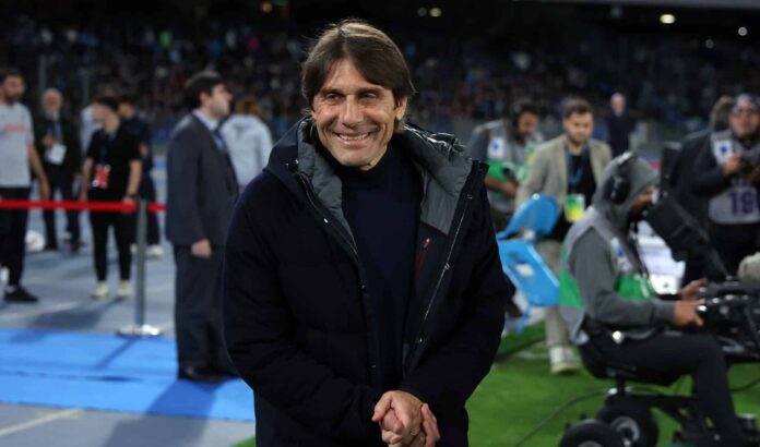 Napoli v Torino - Serie A Antonio Conte, Napoli head coach, looks on before the Serie A match between Napoli and Torino at Stadio Diego Armando Maradona on April 27, 2025 in Naples, Italy.