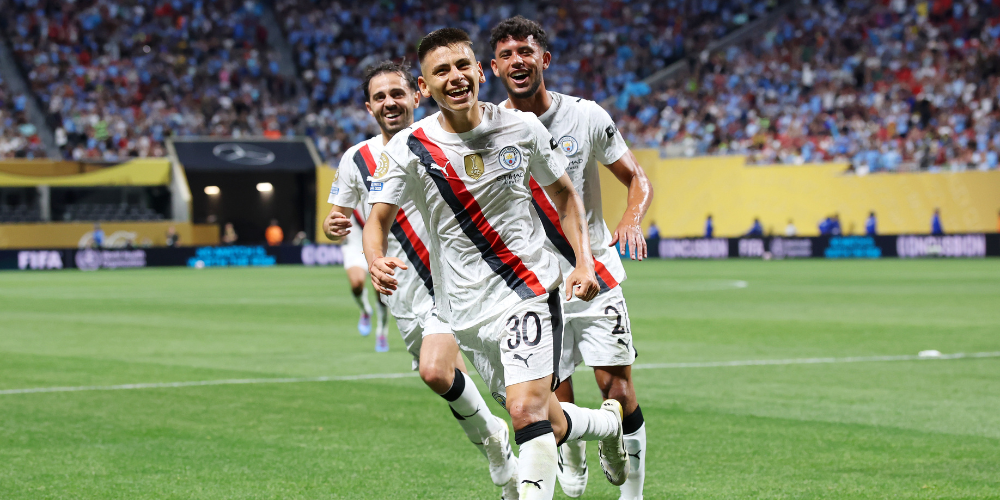 Claudio Echeverri scores brilliant first Manchester City goal
