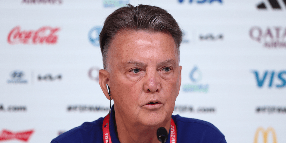Van Gaal criticises Manchester United priorities