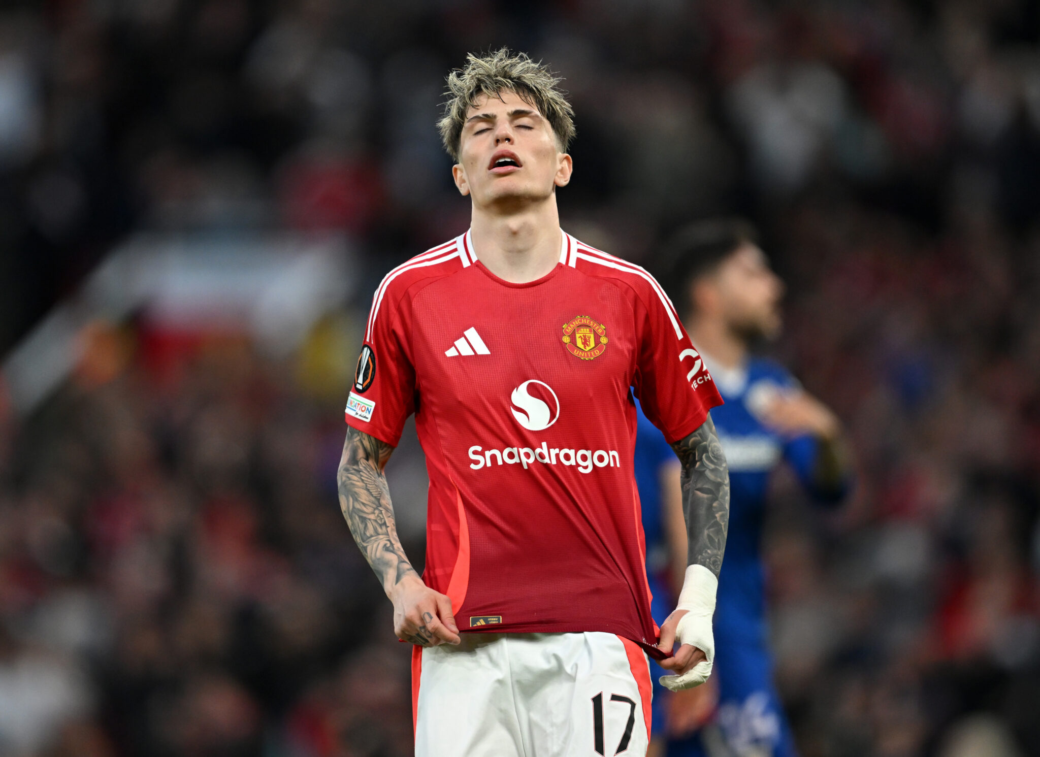 Manchester United have held talks with Chelsea and Aston Villa about potential swap deals involving Alejandro Garnacho.