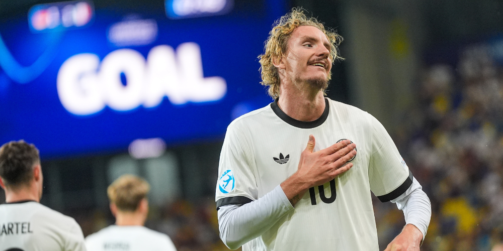 Bayern Munich have had an offer of €45m (£38.9m) rejected for Stuttgart striker Nick Woltemade.