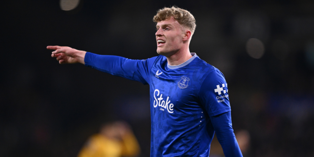 Branthwaite 'over the moon' after signing new Everton deal