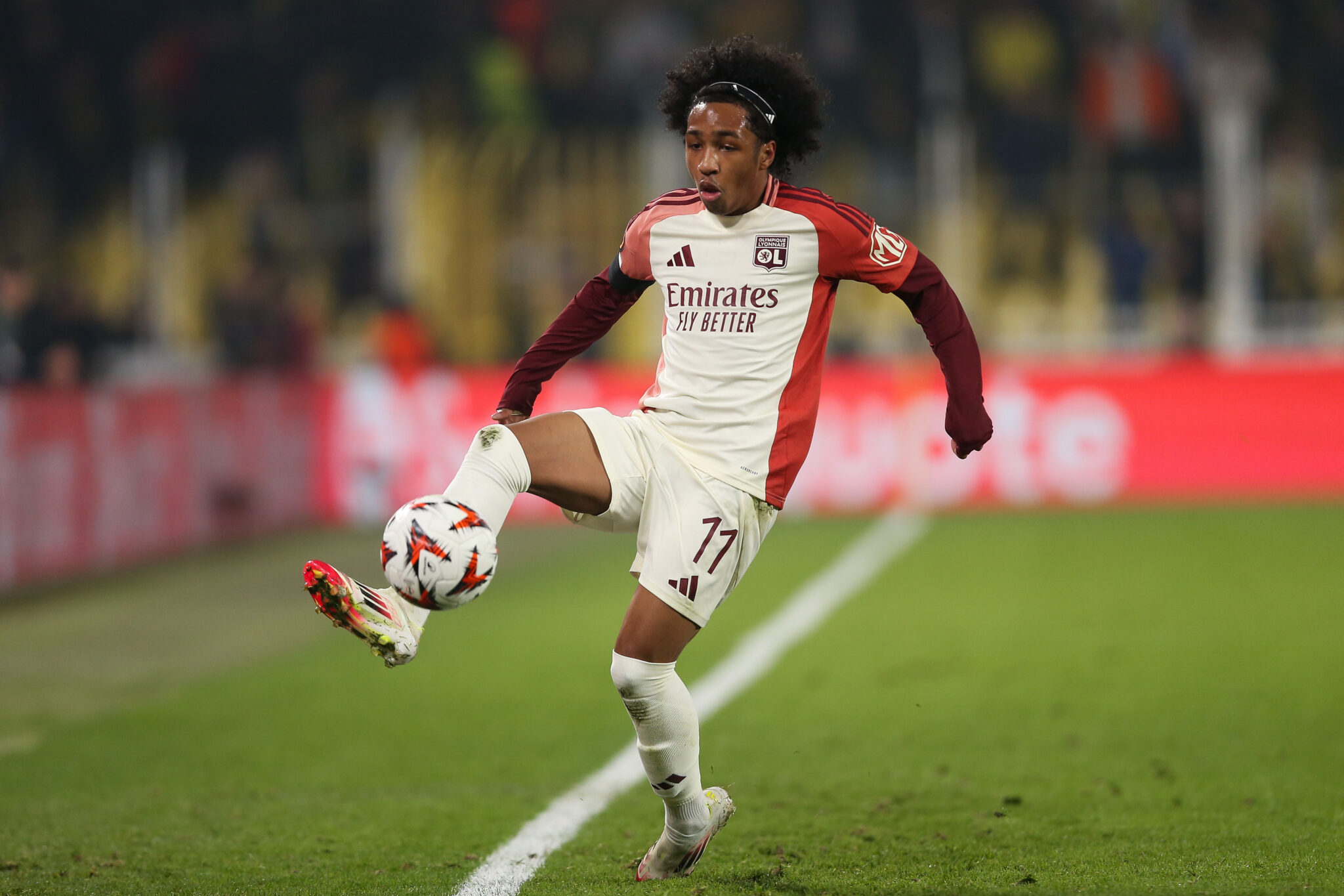 Everton are in advanced talks to sign reported Chelsea and Liverpool target Malick Fofana.