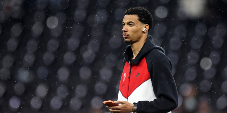 Hugo Ekitike meets up with new Liverpool teammates on tour