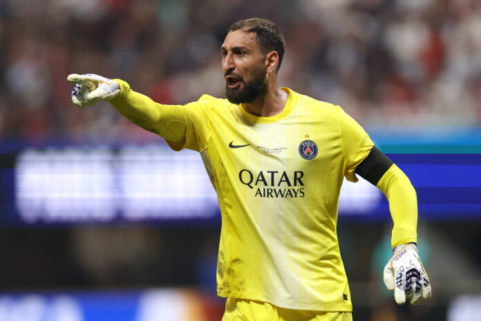 Manchester United have discussed the prospect of signing PSG goalkeeper Gianluigi Donnarumma