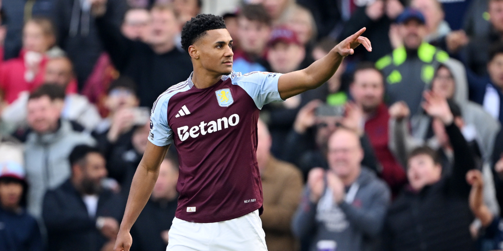 Manchester United have held fresh talks over a deal to sign Ollie Watkins from Aston Villa.