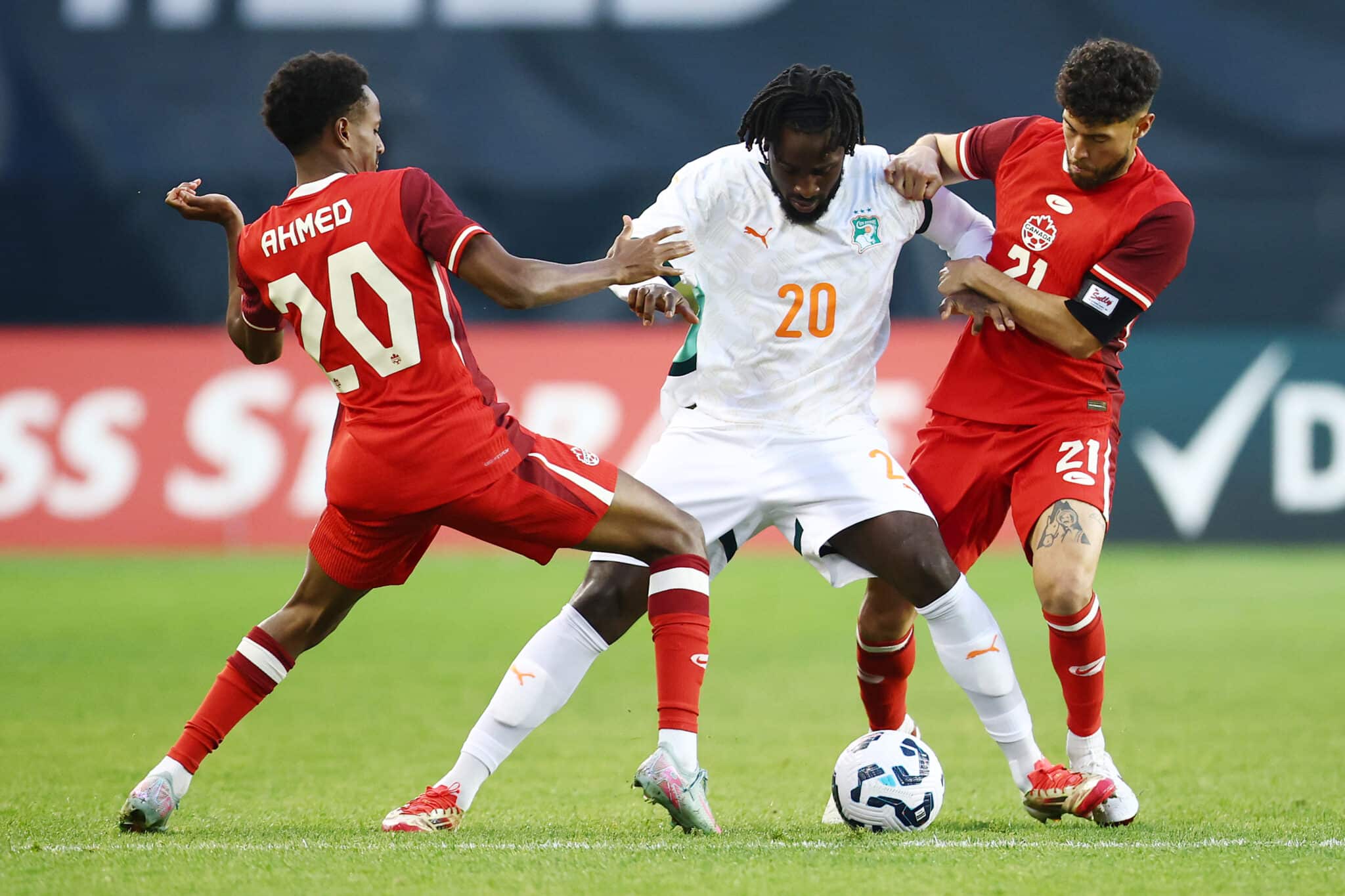 Aston Villa are in the final stages of negotiations with Nice for the transfer of forward Evann Guessand.