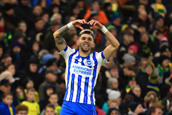 Julio Enciso is set to sign for Chelsea in a €20m deal
