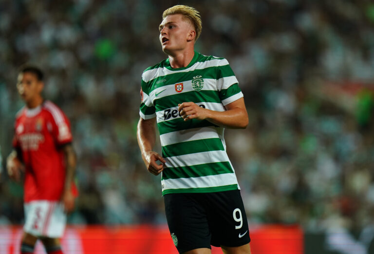 Chelsea are in talks with Sporting Lisbon over a deal to sign Conrad Harder.