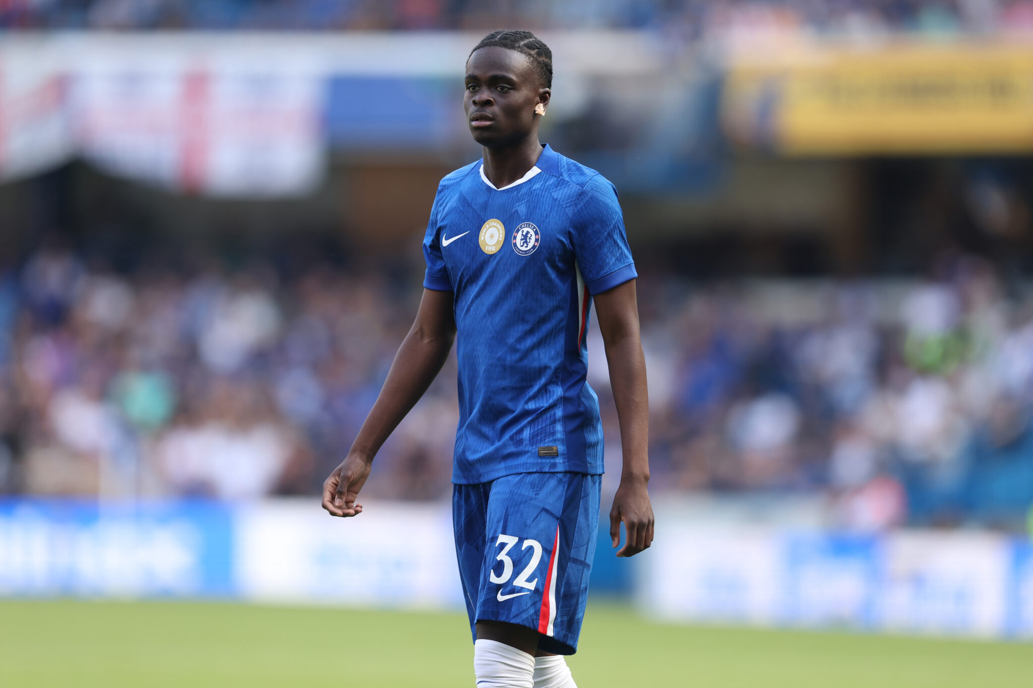 Chelsea want permanent sale of winger as Roma talks continue