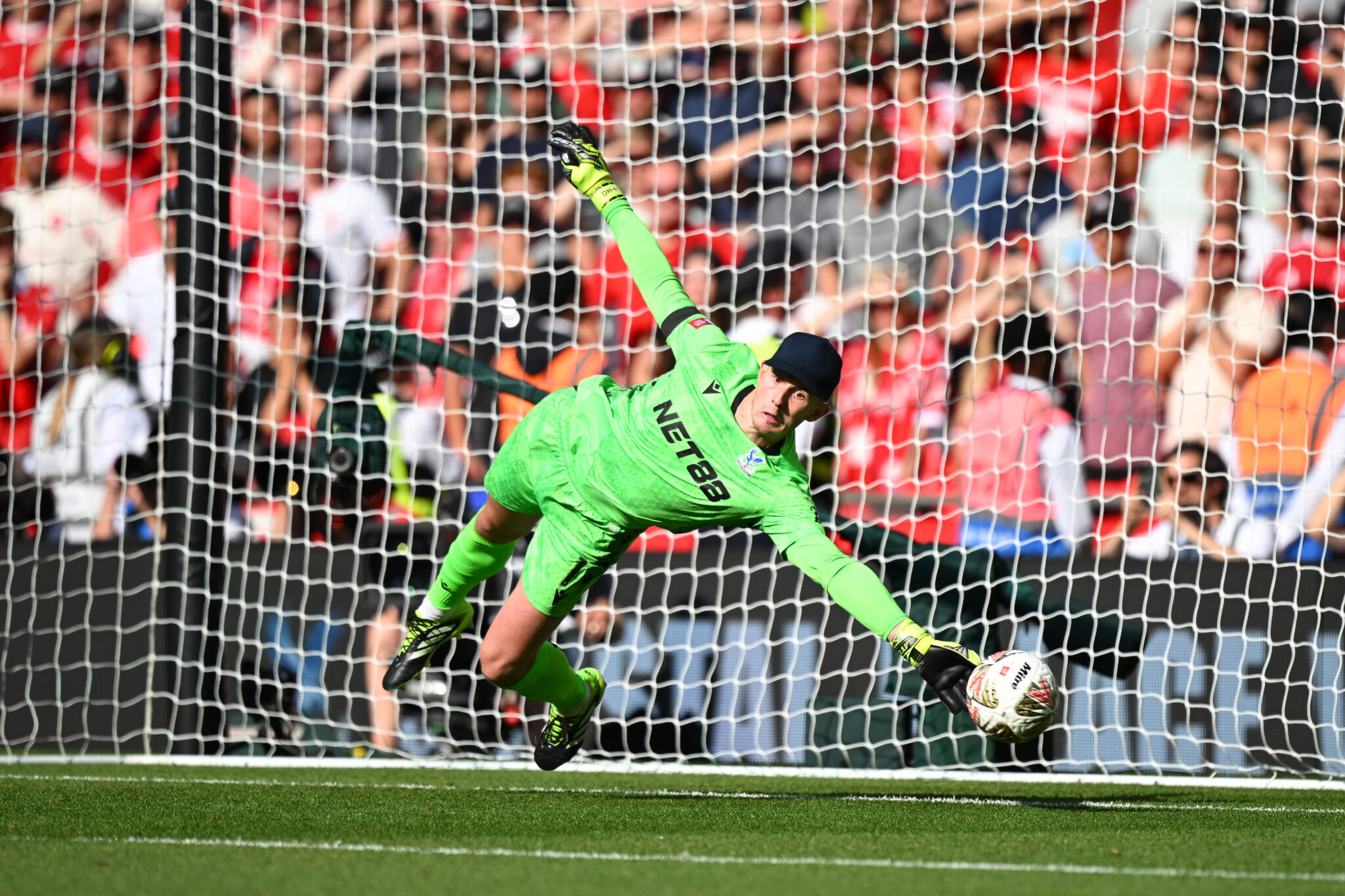 Henderson hails 'remarkable moment' in Crystal Palace history