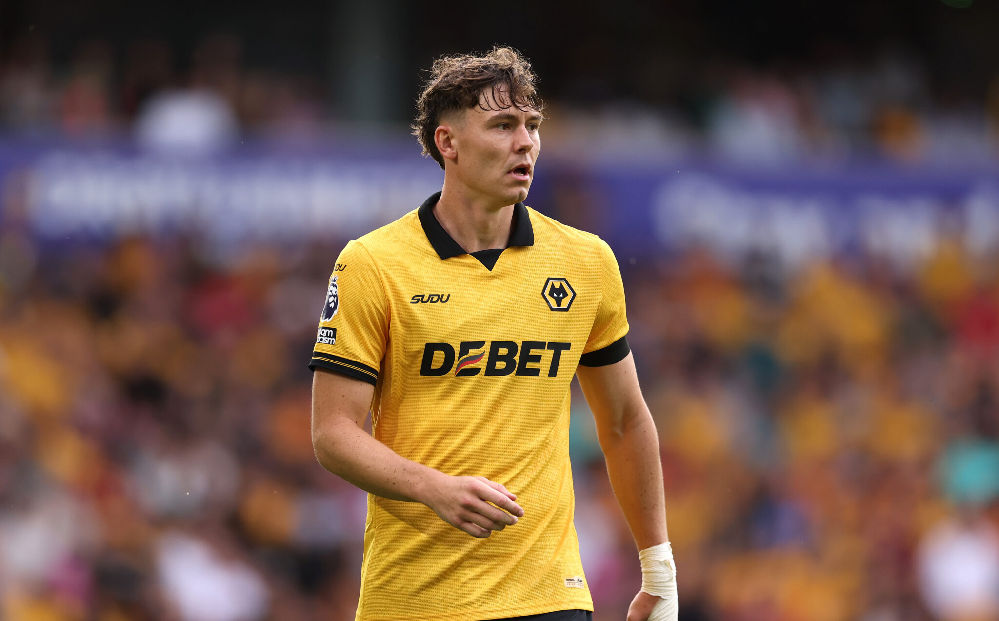 Wolves boss makes Strand Larsen claim amid Newcastle links