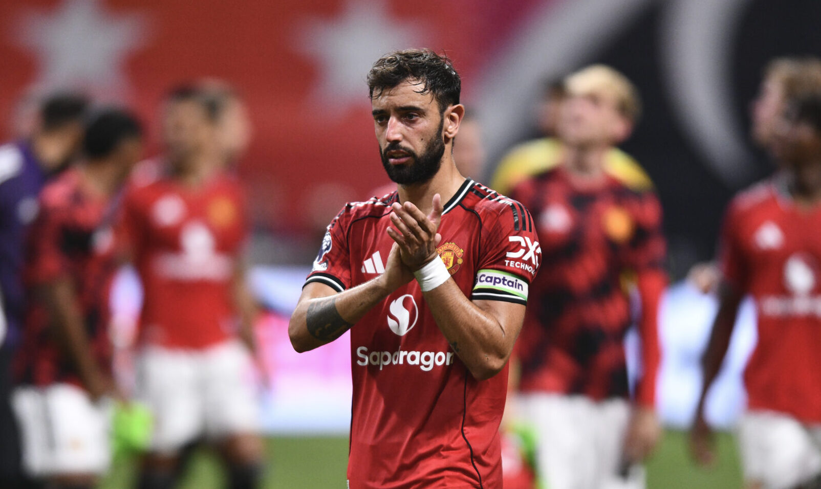 Bruno Fernandes of Man Utd greets after the Premier League Summer Series match between Manchester United and Everton FC at Mercedes-Benz Stadium on August 03, 2025 in Atlanta, Georgia.