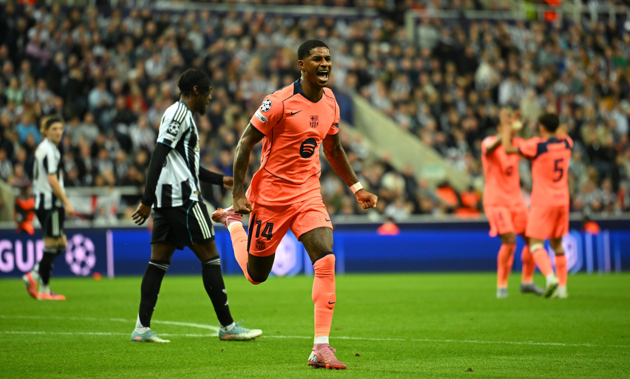 Champions League Team of the Week: Rashford, Vlahovic, Kane