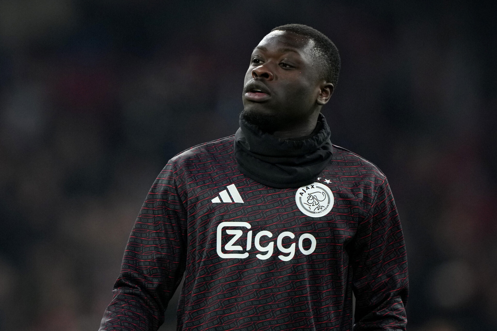 Sunderland have made an approach to sign Ajax forward Brian Brobbey