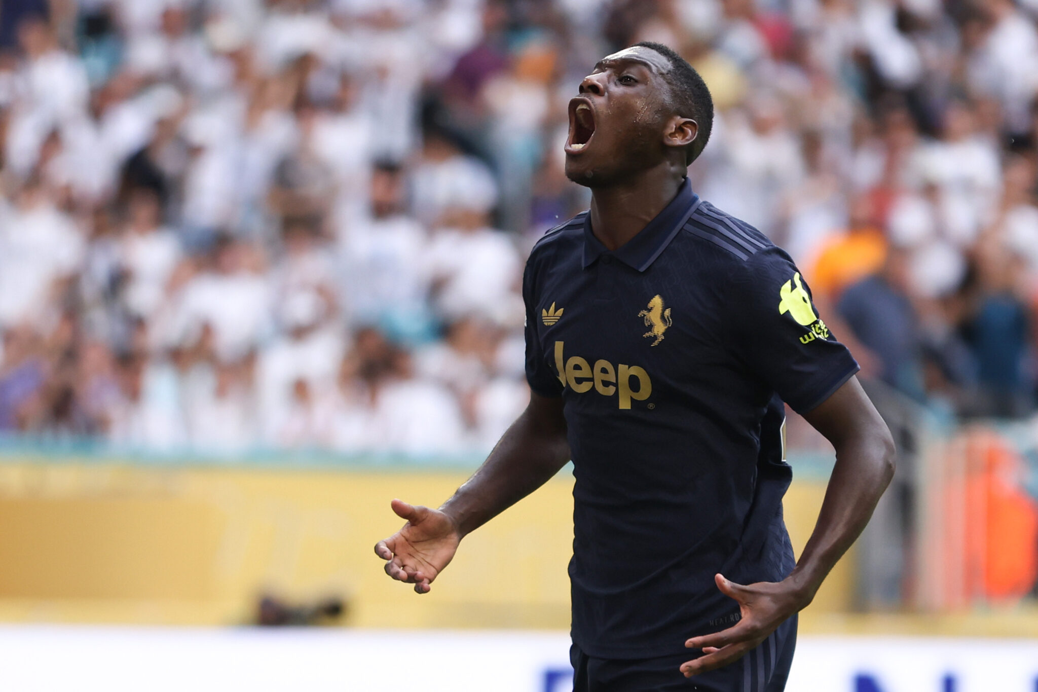 Tottenham Hotspur have made contact with Paris Saint-Germain to discuss a deal to sign Randal Kolo Muani.