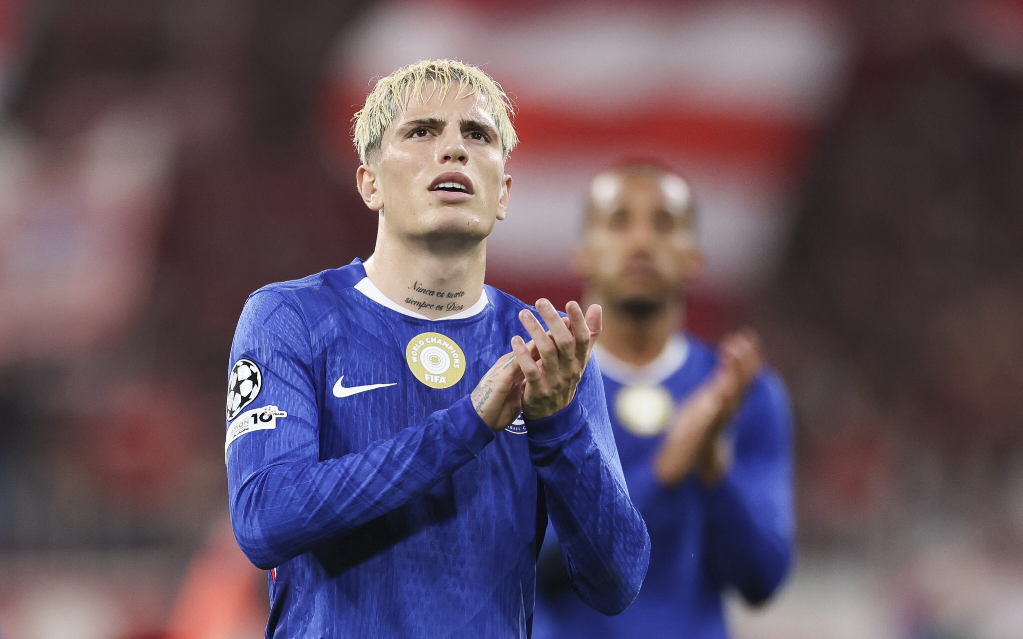Alejandro Garnacho of FC Chelsea shows appreciation to the fans after the UEFA Champions League 2025/26 League Phase MD1 match between FC Bayern München and Chelsea FC at Football Arena Munich on September 17, 2025 in Munich, Germany.