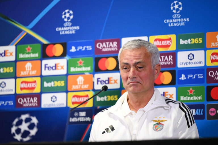 Champions League - Jose Mourinho, Head Coach of SL Benfica reacts as he speaks to the media during a SL Benfica Press Conference at Stamford Bridge on September 29, 2025 in London, England.