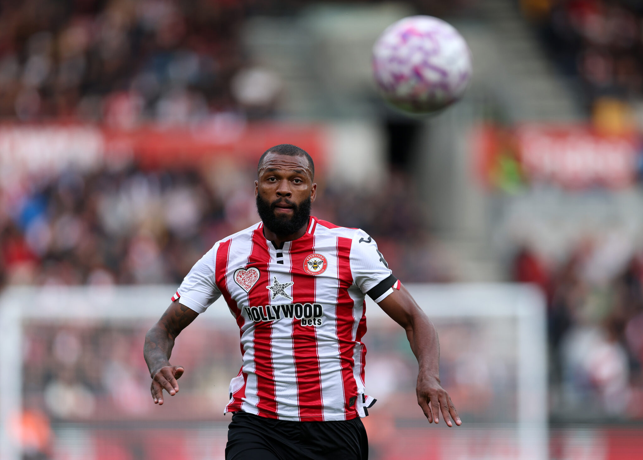 Igor Thiago of Brentford looks at the ball during the Premier League match between Brentford and Manchester City at Gtech Community Stadium on October 05, 2025 in Brentford, England.