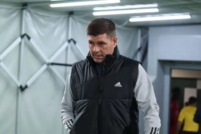 Gerrard calls England Golden Generation 'egotistical losers'