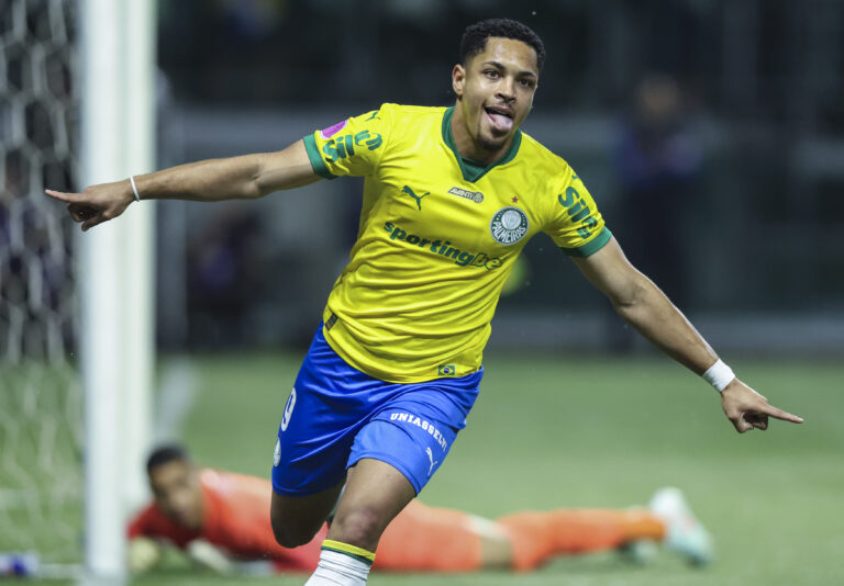 Chelsea have a 'concrete' interest in signing Vitor Roque from Palmeiras