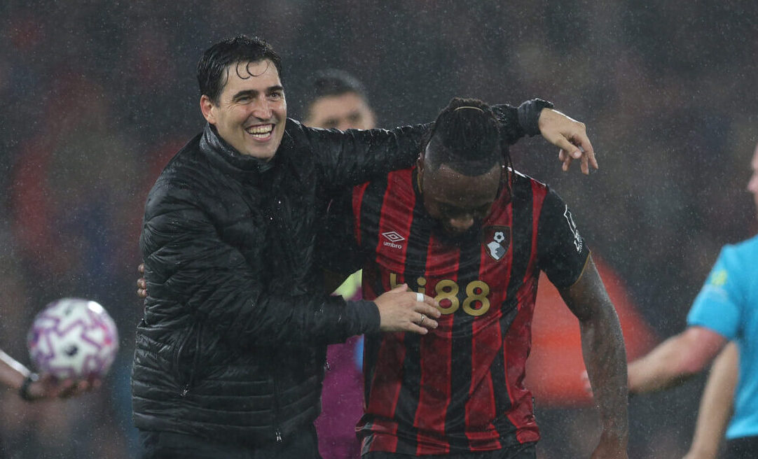 Andoni Iraola, Manager of AFC Bournemouth, and Antoine Semenyo of AFC Bournemouth celebrate following the Premier League match between Bournemouth and Fulham at Vitality Stadium on October 03, 2025 in Bournemouth, England.