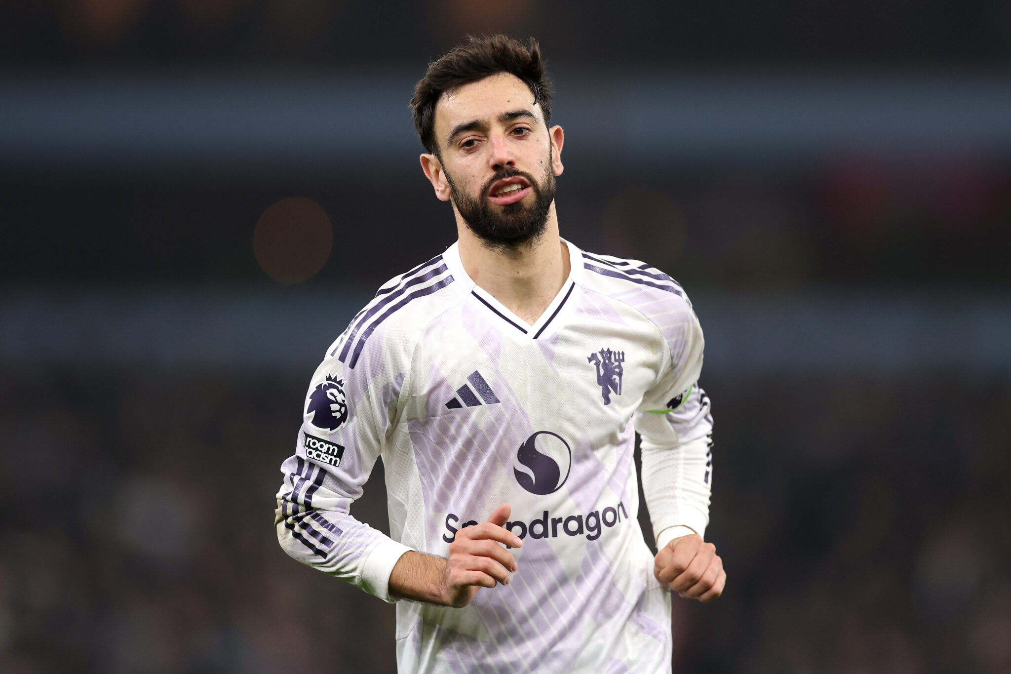Manchester United - Amorim gives pessimistic update on Bruno Fernandes injury.j